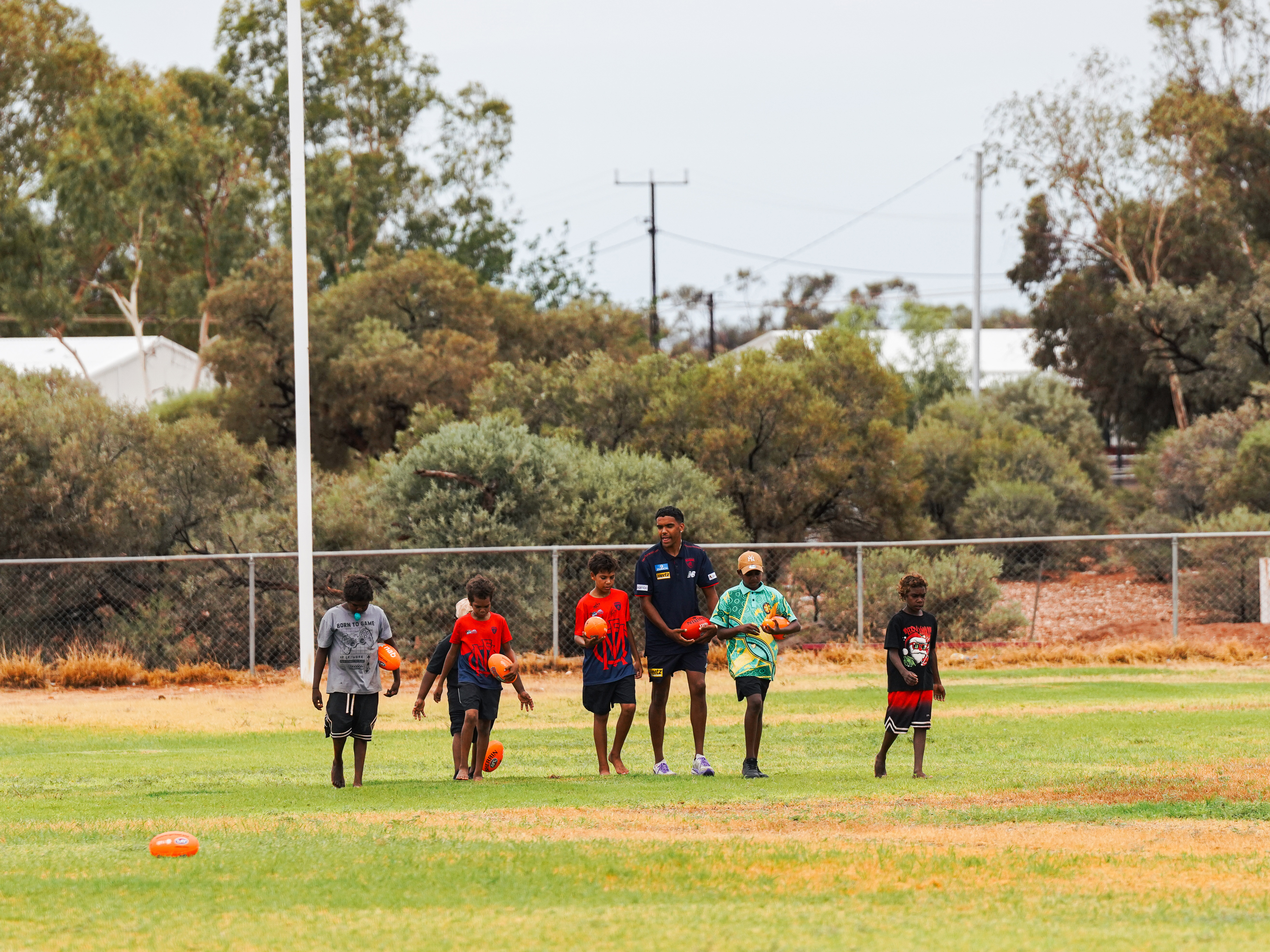 Melbourne Football Club visits Ltyentye Apurte Oval