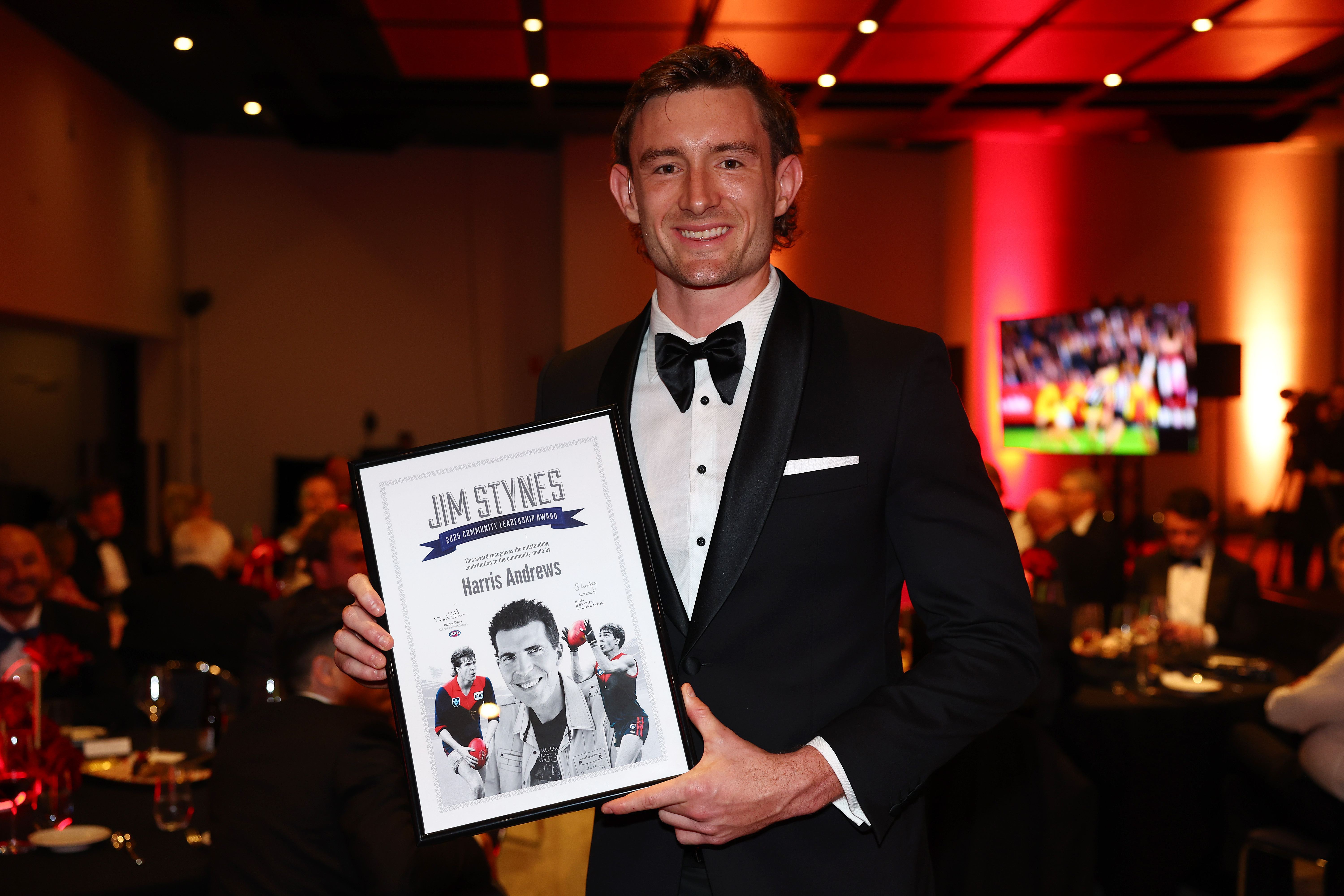 Harris Andrews accepting the 2025 Jim Stynes Community Leadership Award.